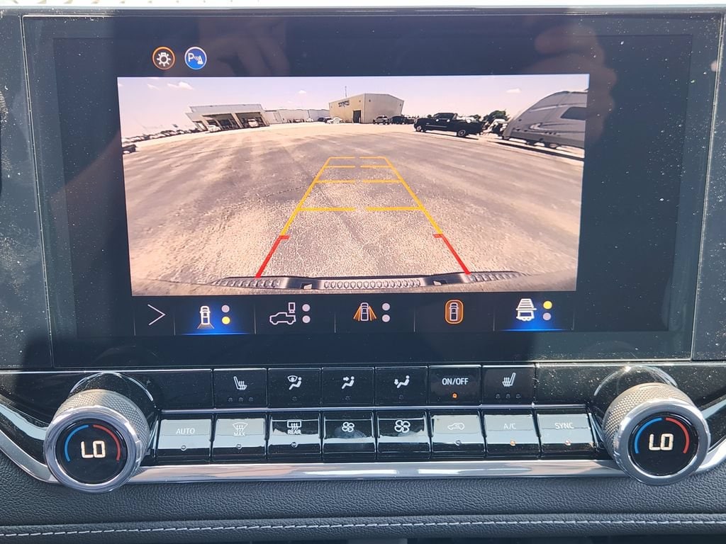 2026 Chevrolet Colorado LT - Photo 14