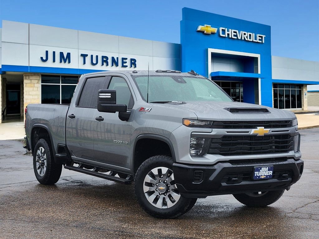 Used 2025 Chevrolet Silverado 2500 HD Custom Truck