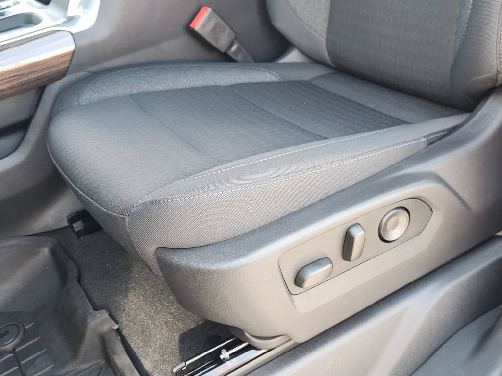 2026 Chevrolet Silverado 1500 LT - Photo 20
