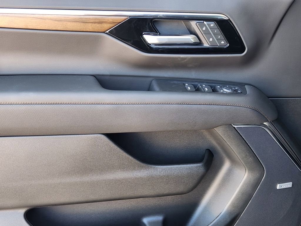 2026 Chevrolet Tahoe High Country - Photo 17
