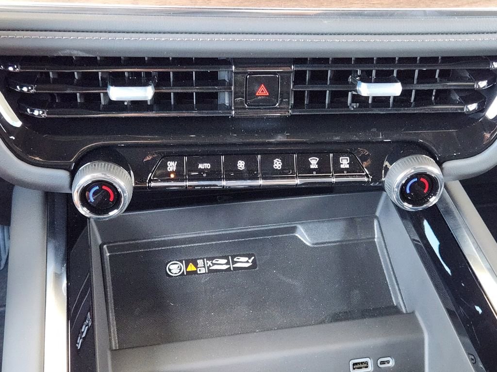 2026 Chevrolet Tahoe High Country - Photo 14
