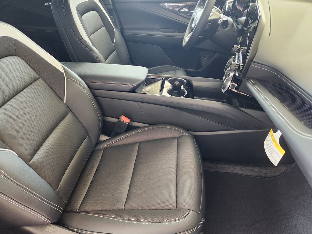 2025 Chevrolet Blazer EV LT - Photo 10