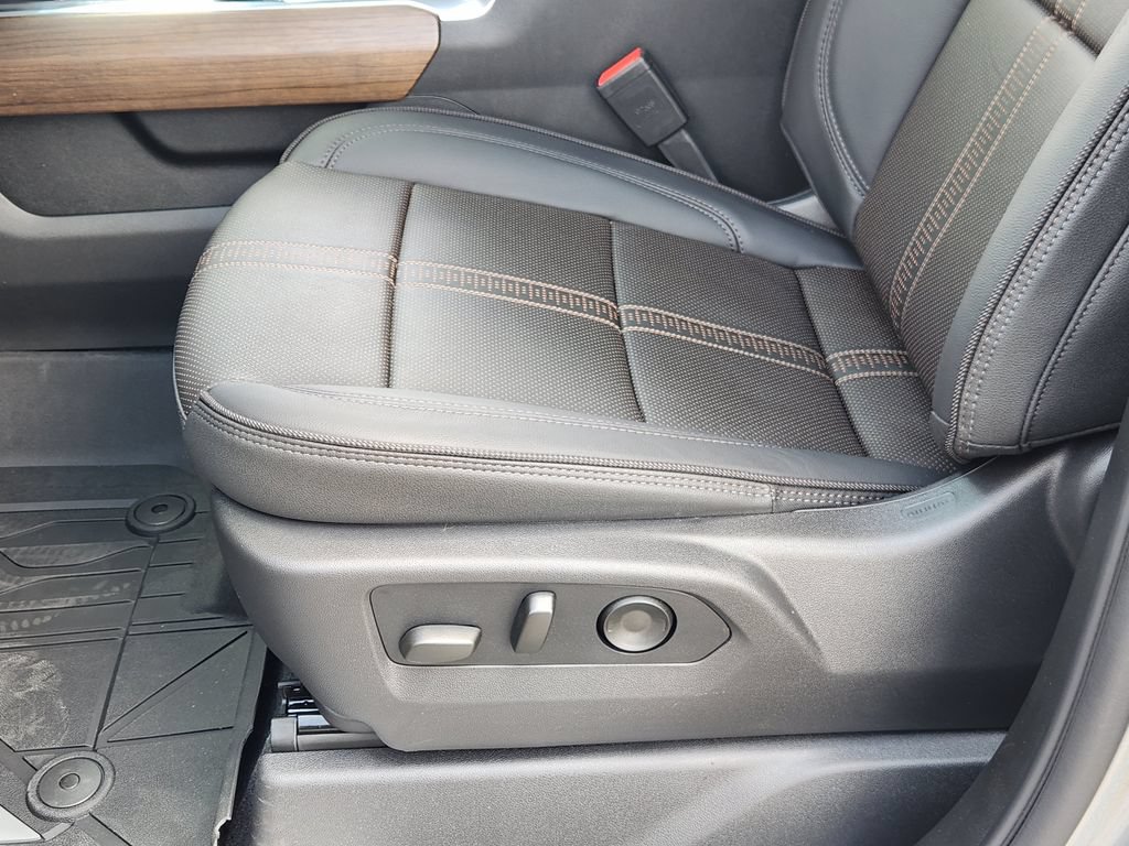 2026 Chevrolet Silverado 1500 High Country - Photo 21