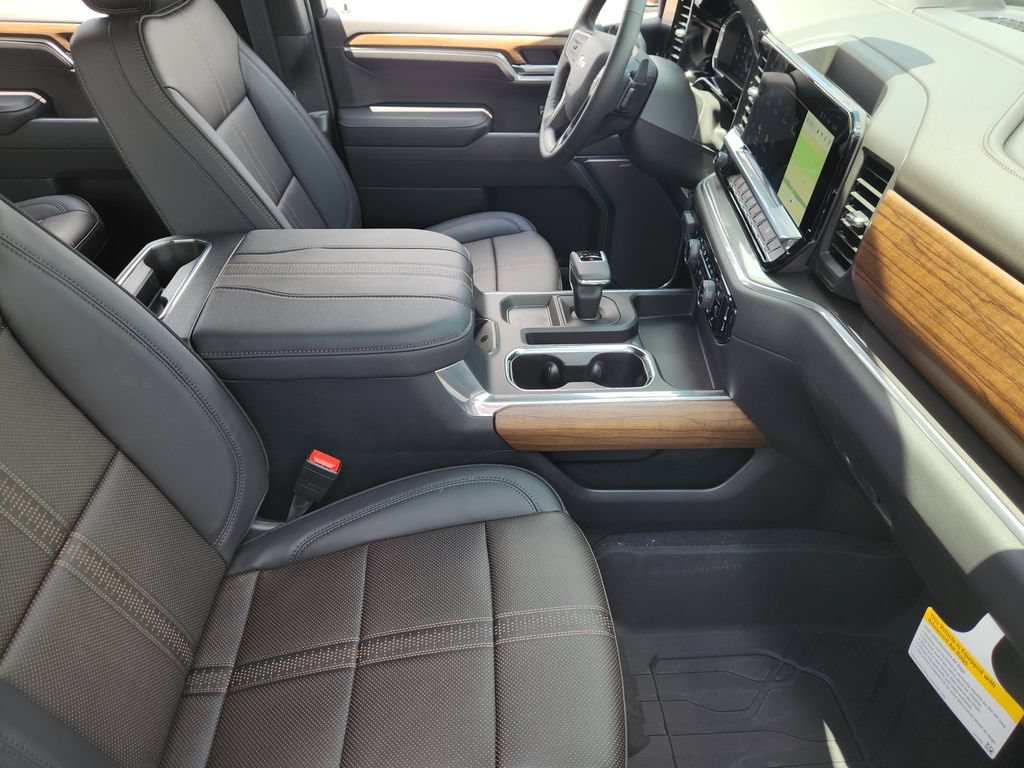 2026 Chevrolet Silverado 1500 High Country - Photo 12