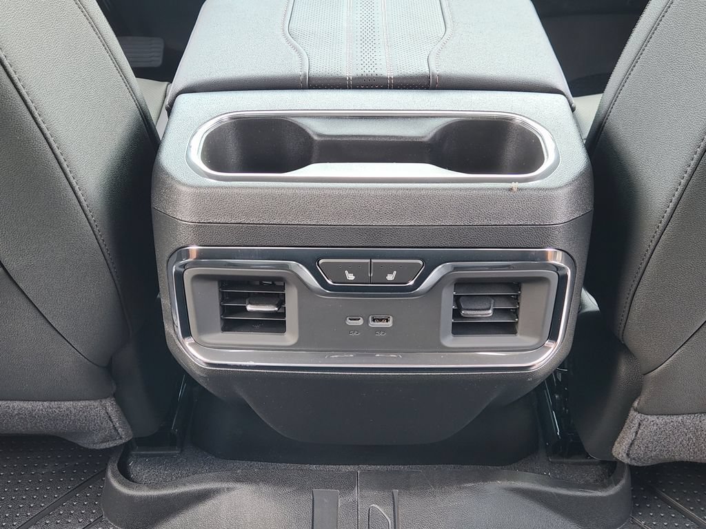 2026 Chevrolet Silverado 1500 High Country - Photo 24