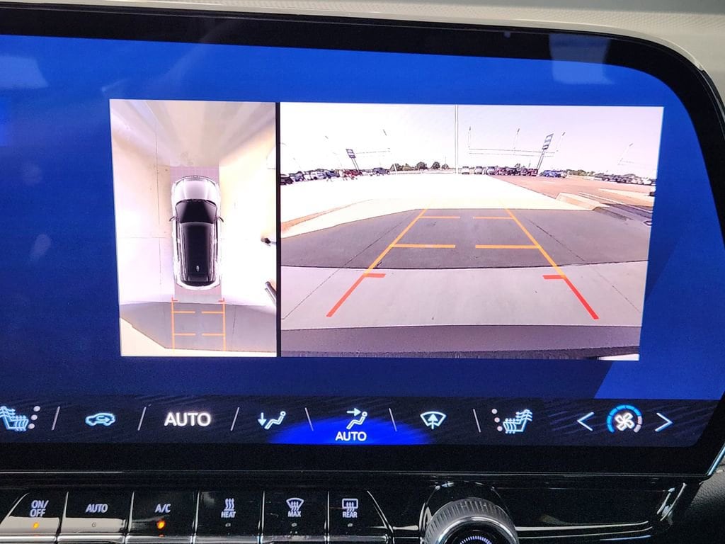 2025 Chevrolet Blazer EV LT - Photo 13