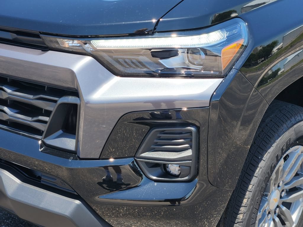 2026 Chevrolet Colorado LT - Photo 6