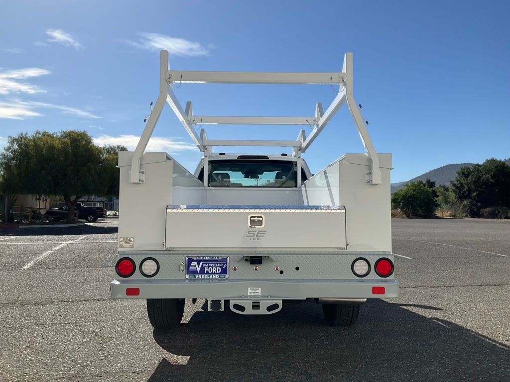 2025 Ford F-350 Super Duty Chassis Cab XL - Photo 87