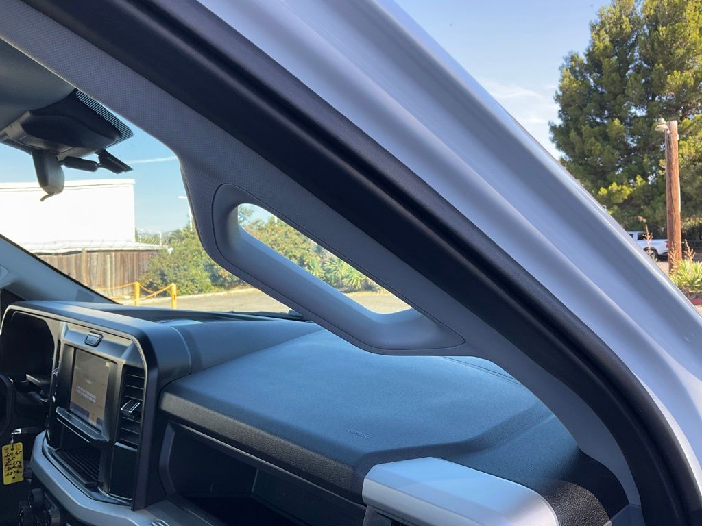 2025 Ford F-350 Super Duty Chassis Cab XL - Photo 57