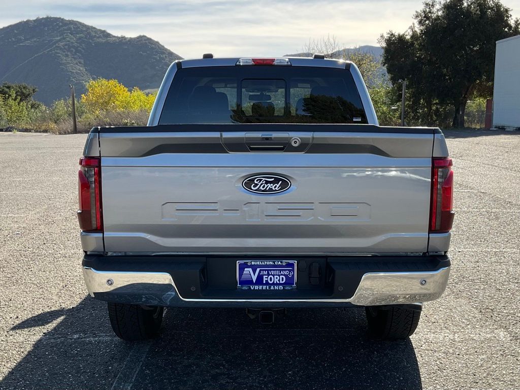 2025 Ford F-150 XLT - Photo 20