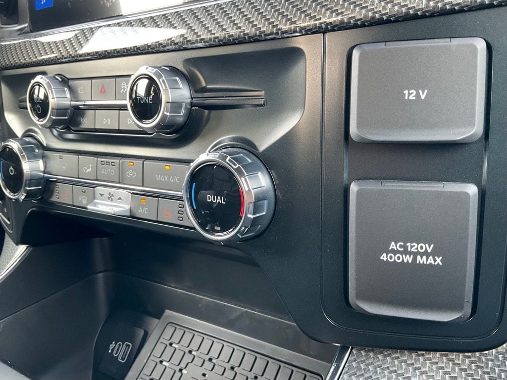 2025 Ford F-150 XLT - Photo 54