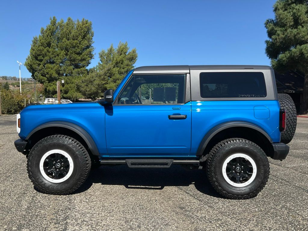 2023 Ford Bronco Badlands photo 3