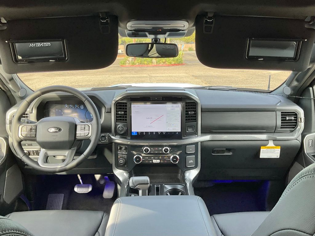 2025 Ford F-150 XLT - Photo 41