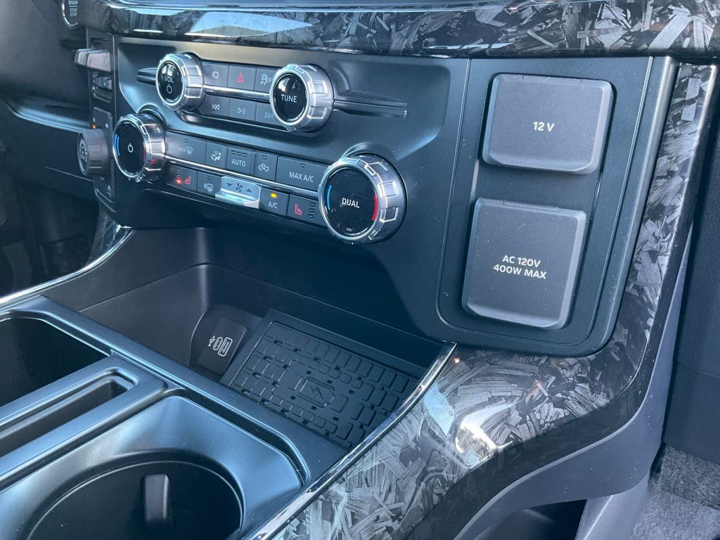 2025 Ford F-150 XLT - Photo 45