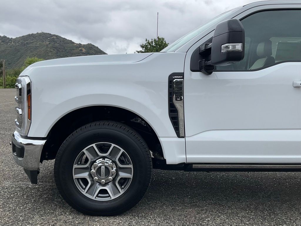 2026 Ford F-350 Super Duty Lariat - Photo 10