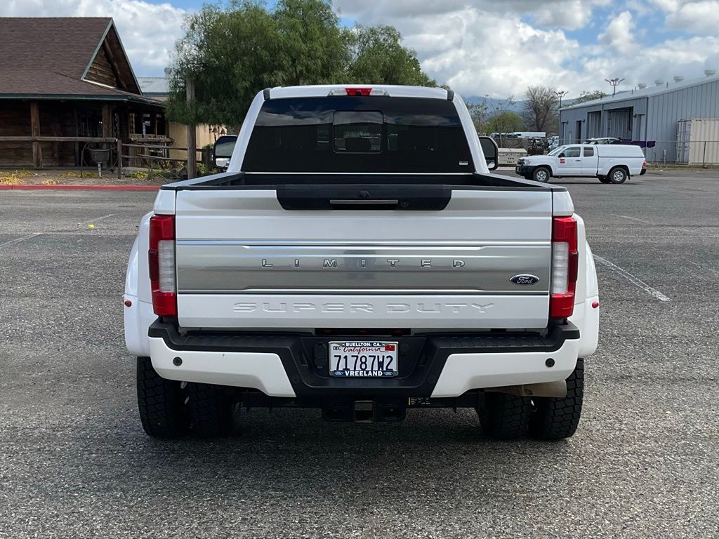 2019 Ford F-450 Limited photo 4