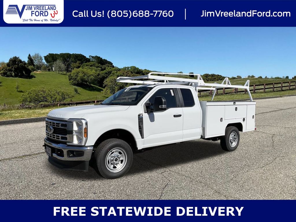 2026 Ford F-350 Super Duty Chassis Cab XL's photo