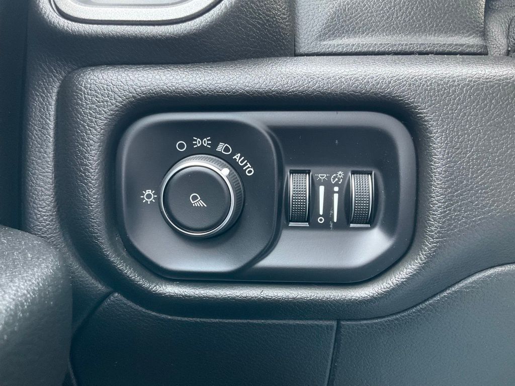 2019 RAM Ram 3500 Pickup Tradesman - Photo 56