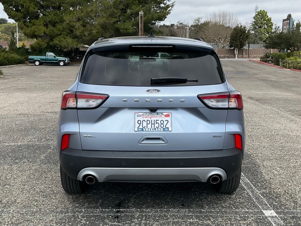 2022 Ford Escape SEL photo 4