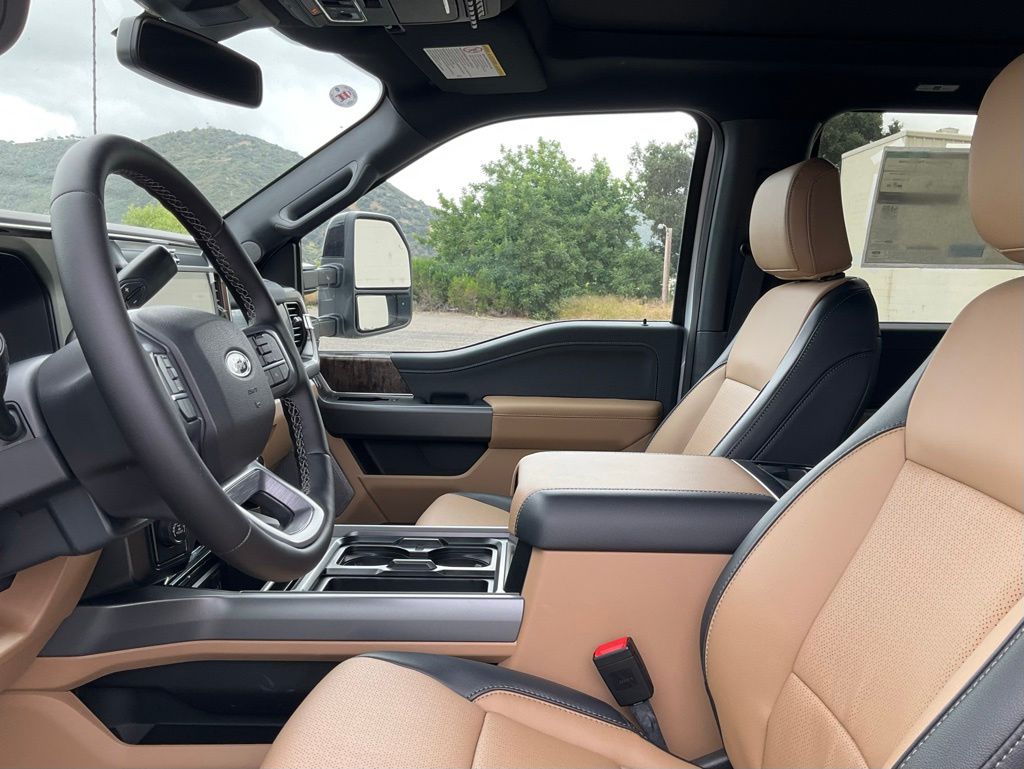 2026 Ford F-350 Super Duty Lariat - Photo 46