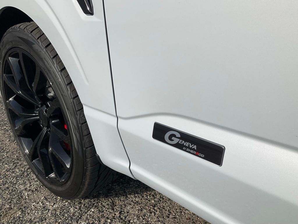 2025 Ford F-150 XLT - Photo 14