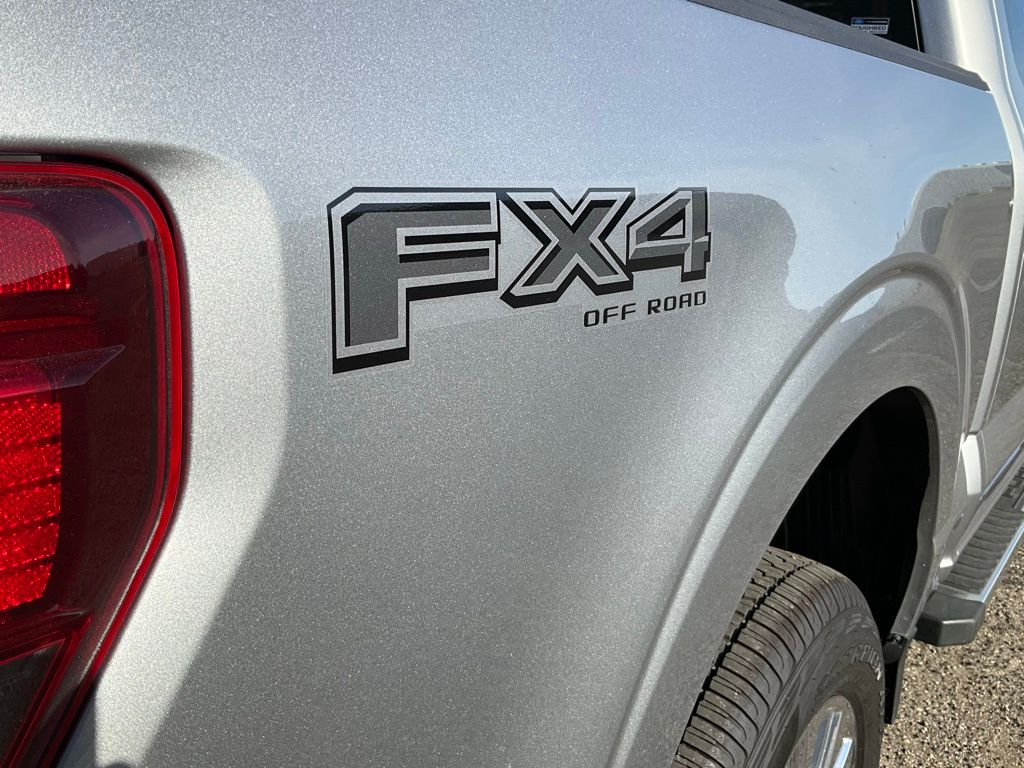 2025 Ford F-150 XLT - Photo 19