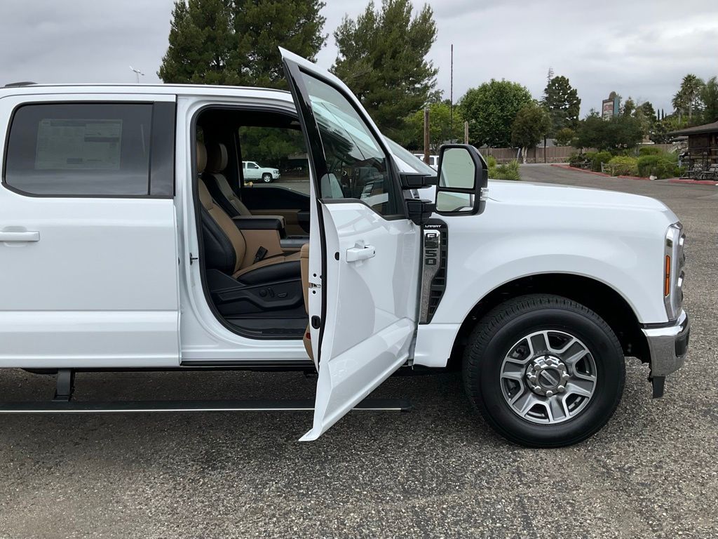 2026 Ford F-350 Super Duty Lariat - Photo 34