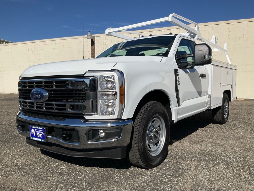 2025 Ford F-350 Super Duty Chassis Cab XL - Photo 75
