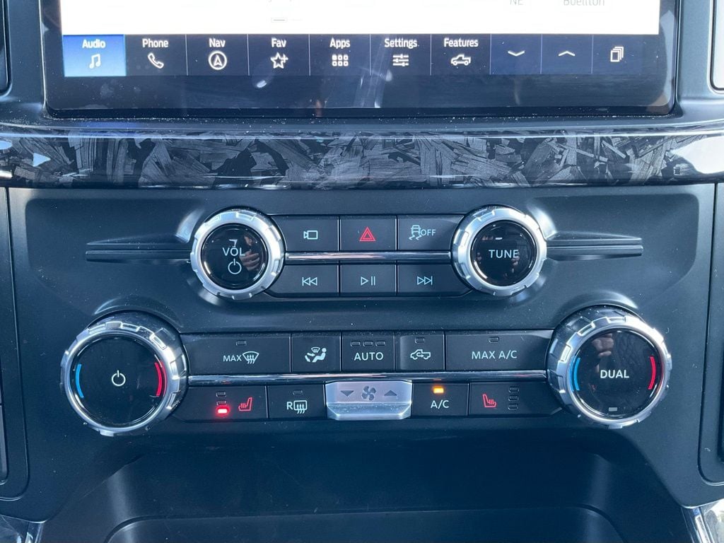 2025 Ford F-150 XLT - Photo 34