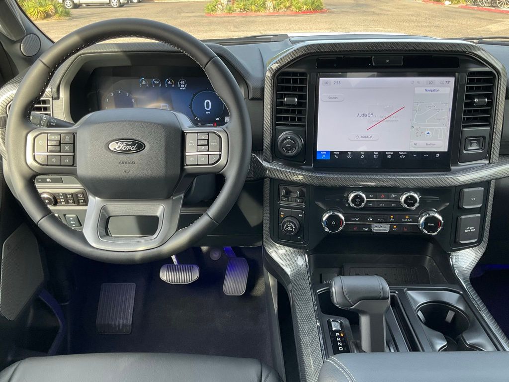 2025 Ford F-150 XLT - Photo 39