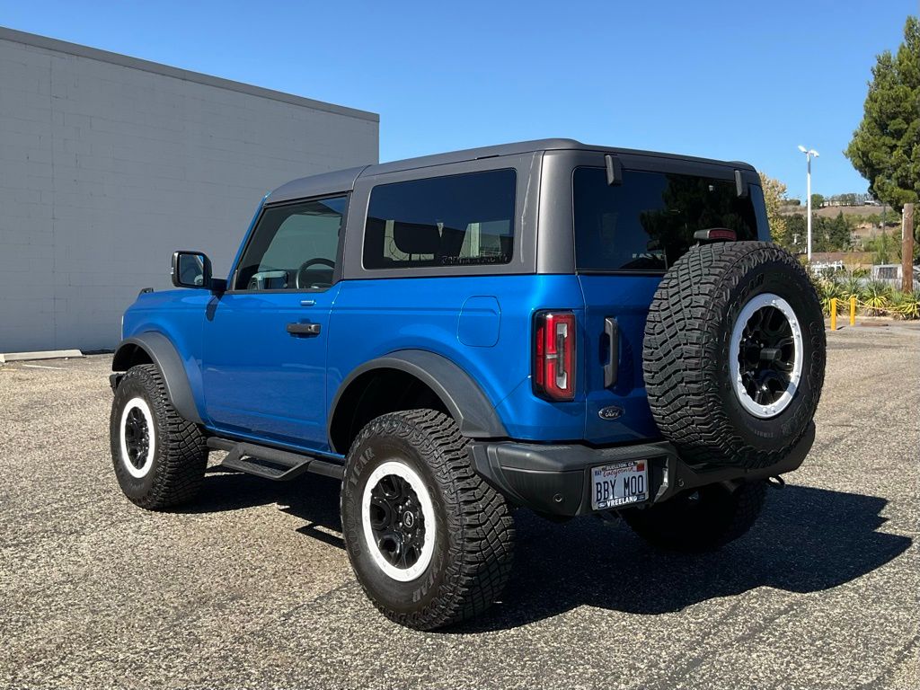 2023 Ford Bronco Badlands photo 4