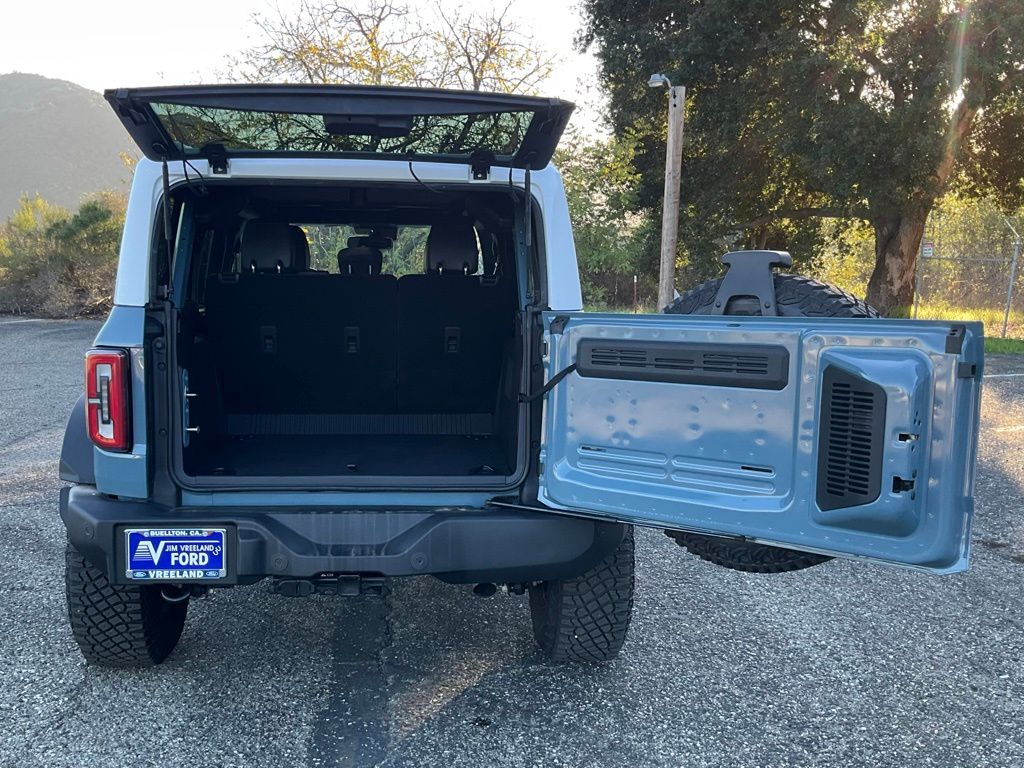 2023 Ford Bronco 4-Door Wildtrak - Photo 17