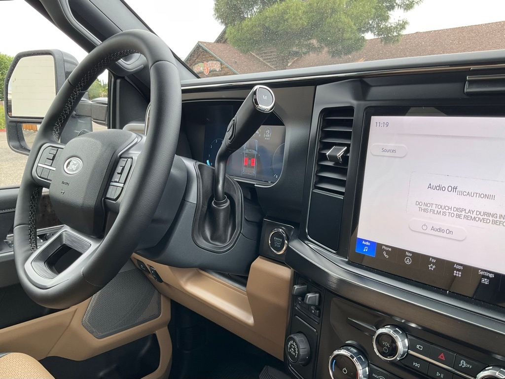2026 Ford F-350 Super Duty Lariat - Photo 43