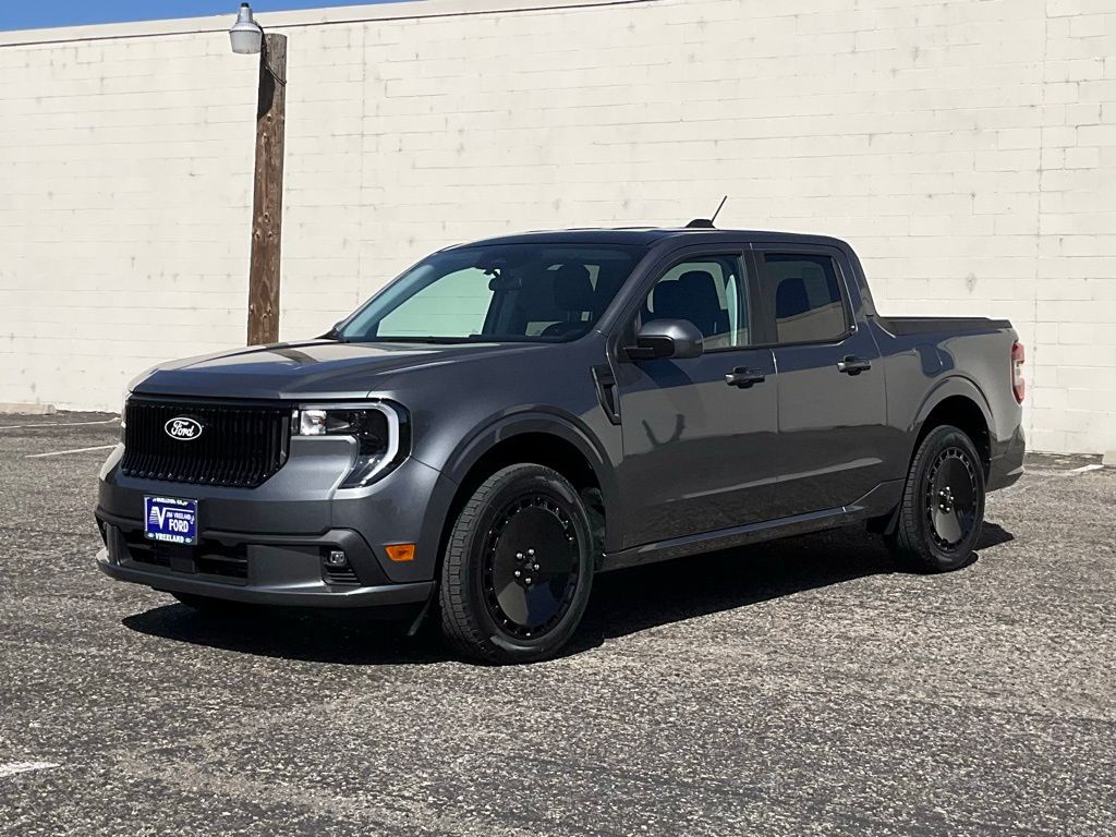 2025 Ford Maverick photo 2
