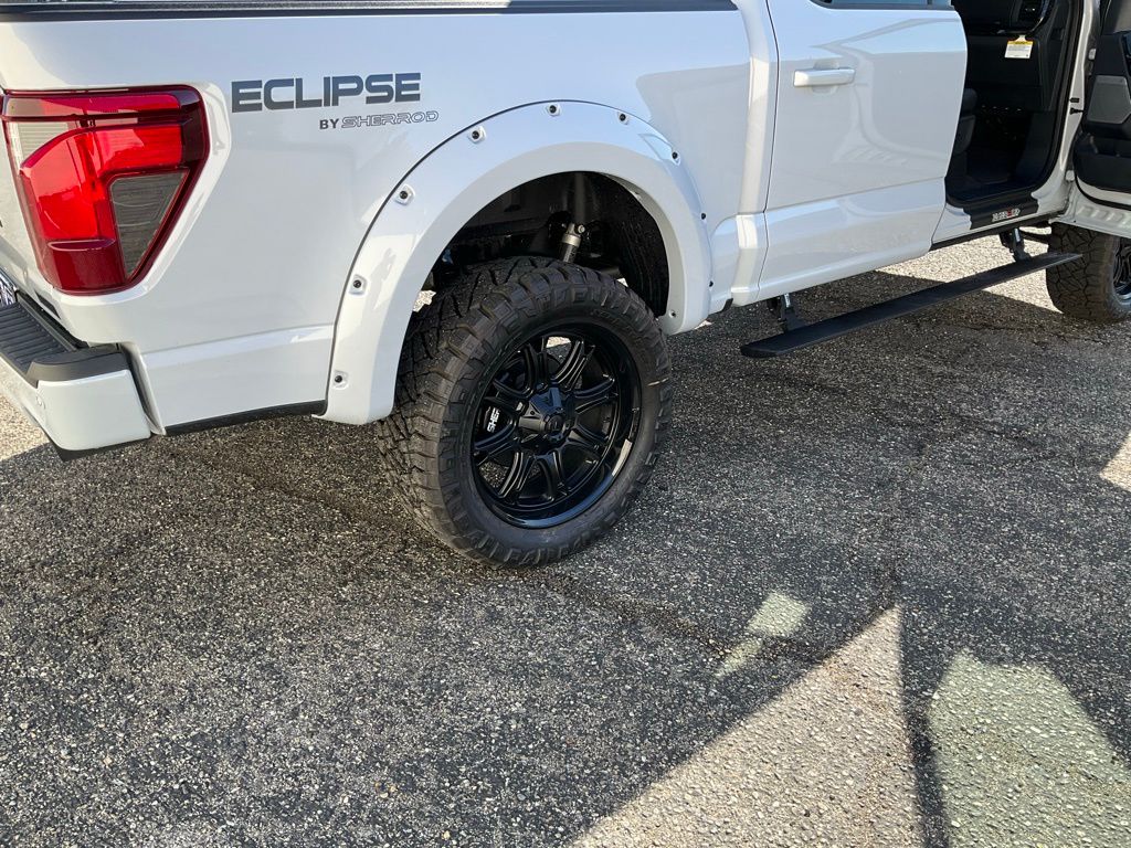 2025 Ford F-150 XLT - Photo 17