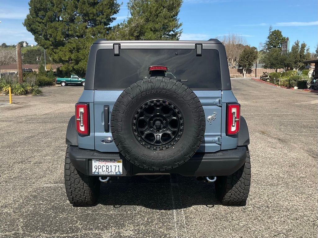 2023 Ford Bronco Badlands photo 4