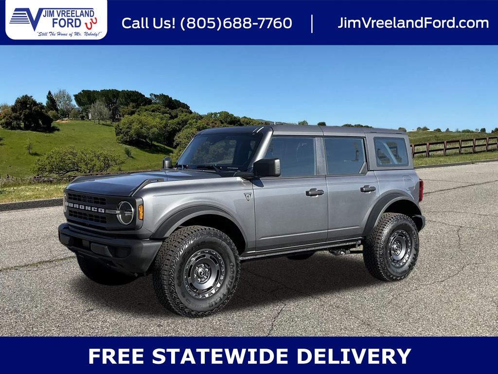 2025 Ford Bronco 4-Door Base's photo