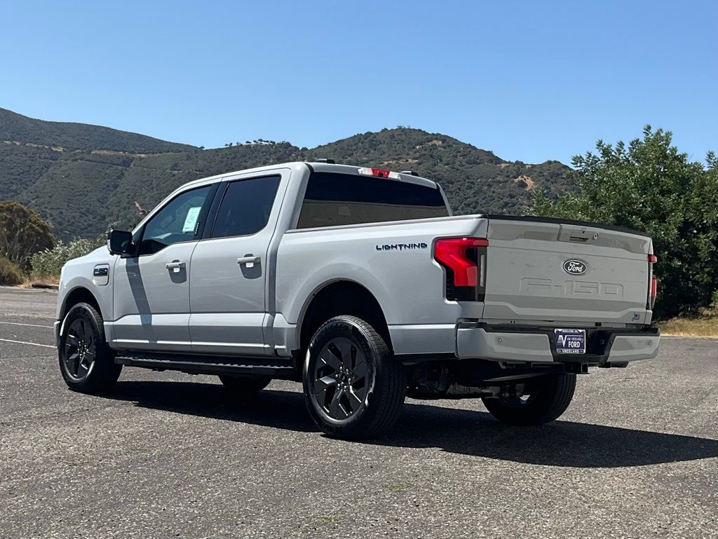 2024 Ford F-150 Lightning Flash