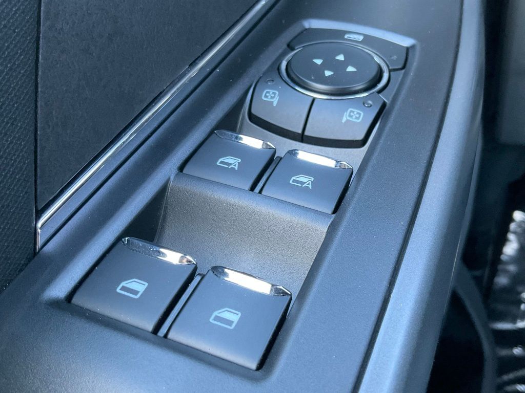 2025 Ford F-150 XLT - Photo 54