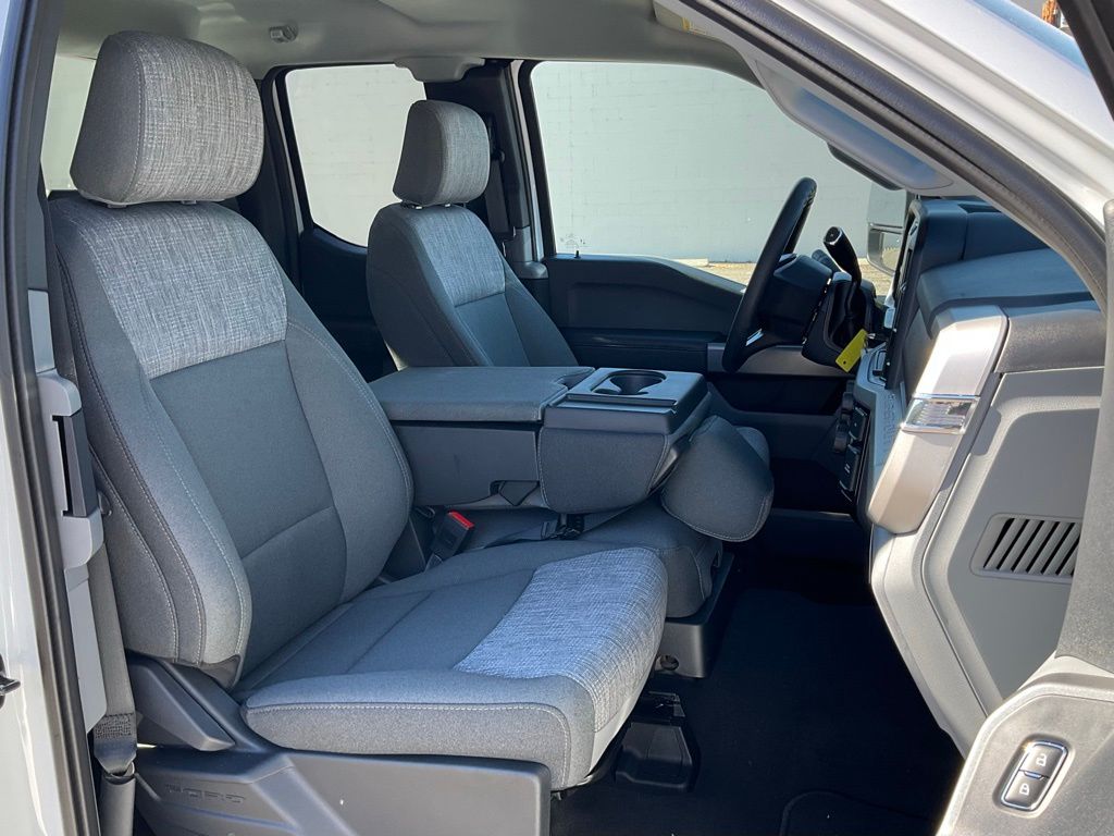 2026 Ford F-250 Super Duty XLT - Photo 33