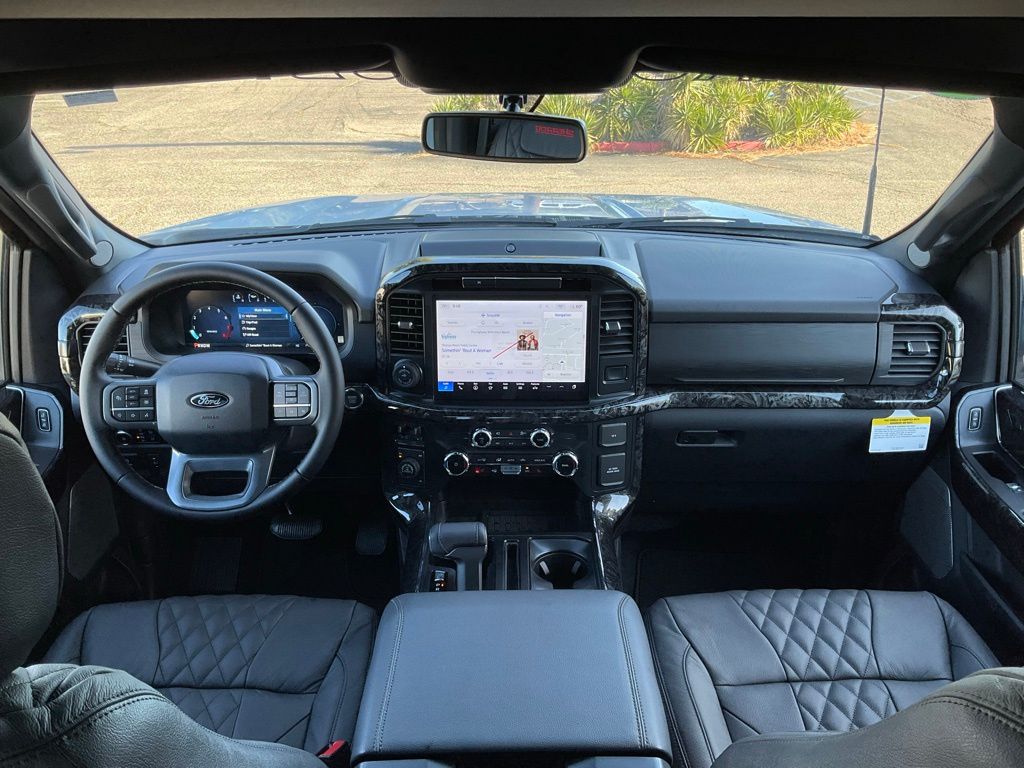 2025 Ford F-150 XLT - Photo 29