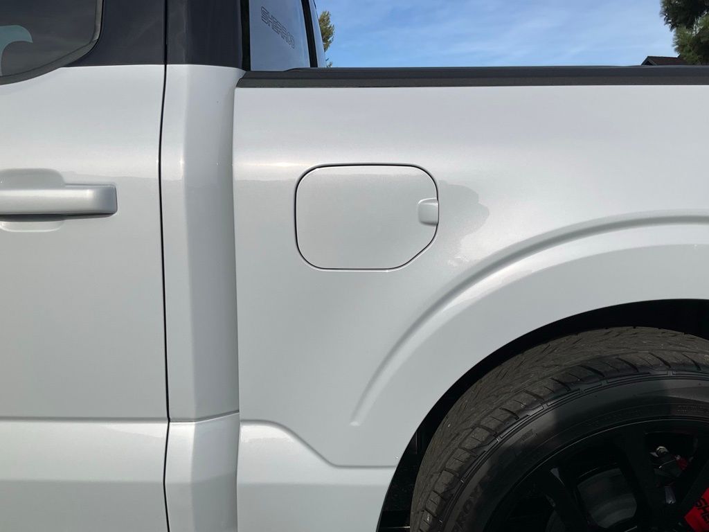 2025 Ford F-150 XLT - Photo 12