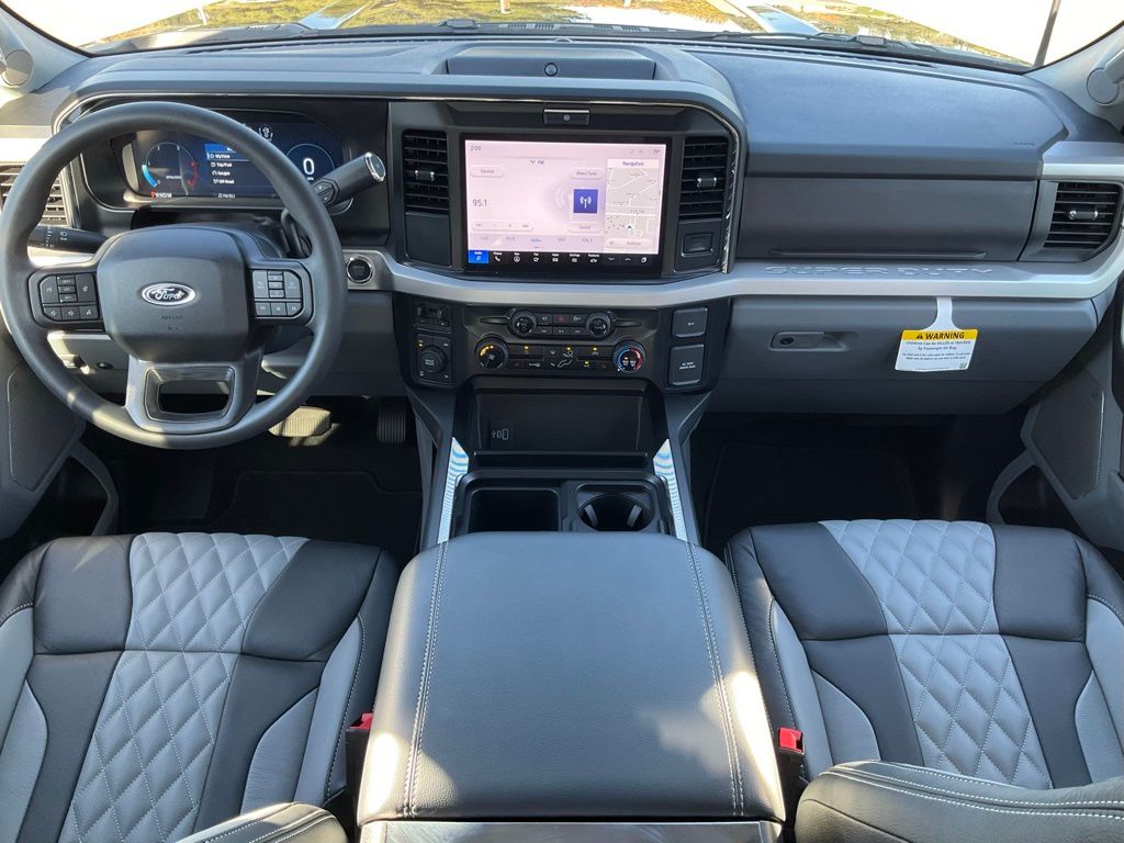 2025 Ford F-250 Super Duty XLT - Photo 40