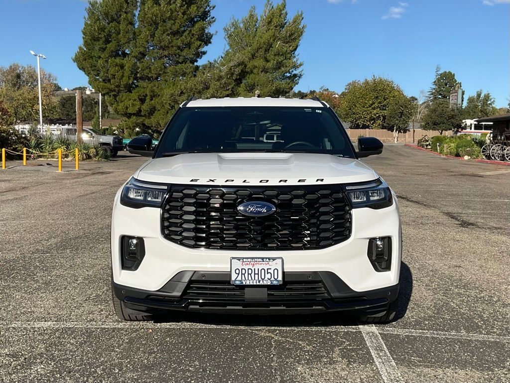 2025 Ford Explorer ST-LINE - Photo 9