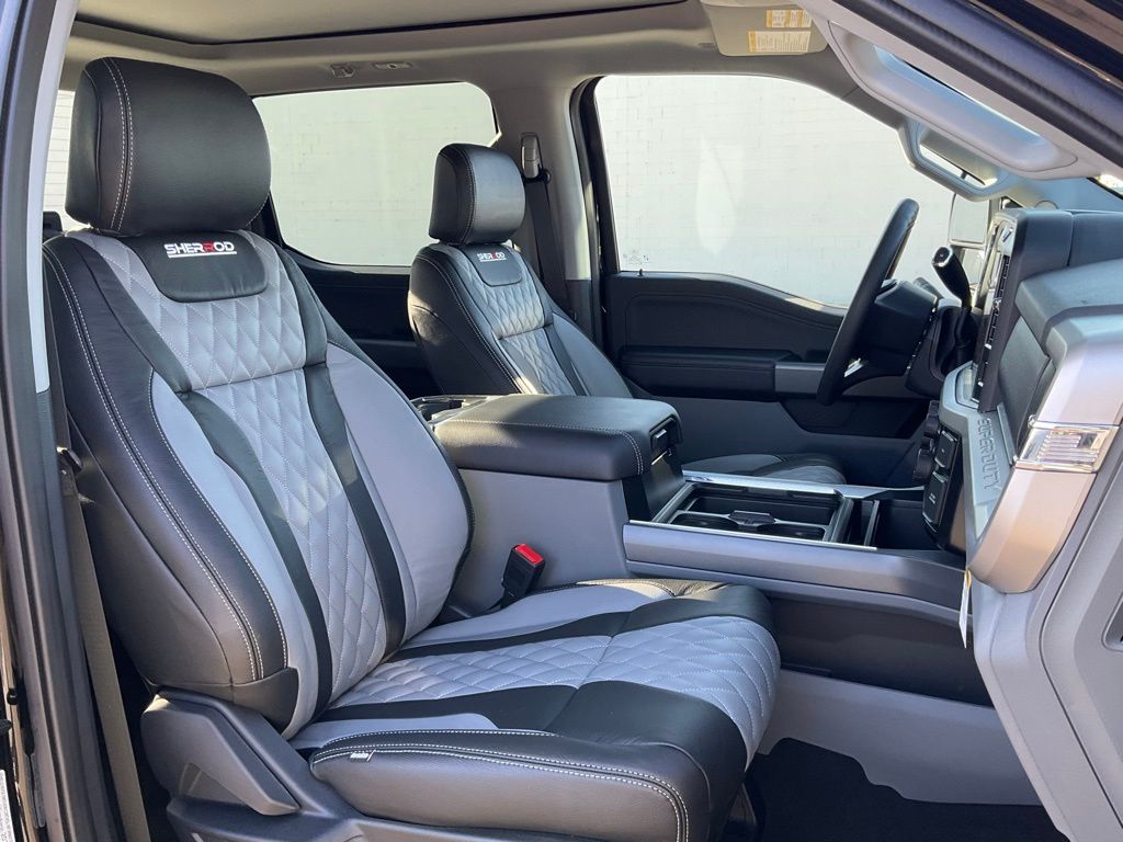 2025 Ford F-250 Super Duty XLT - Photo 47