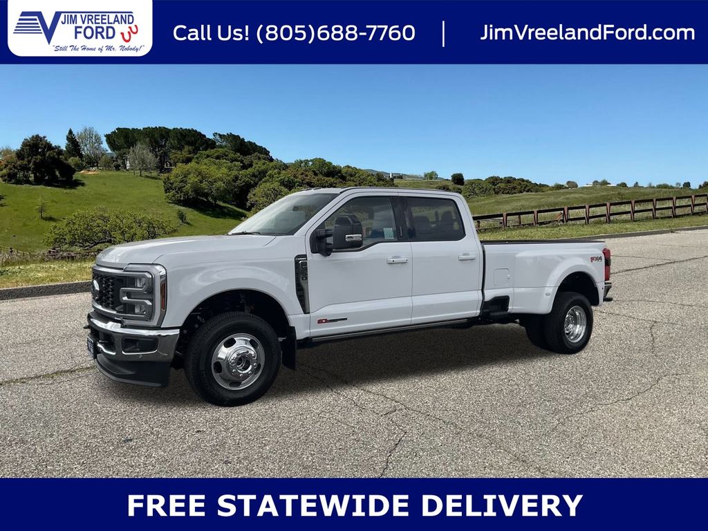 2026 Ford F-350 Super Duty Lariat's photo