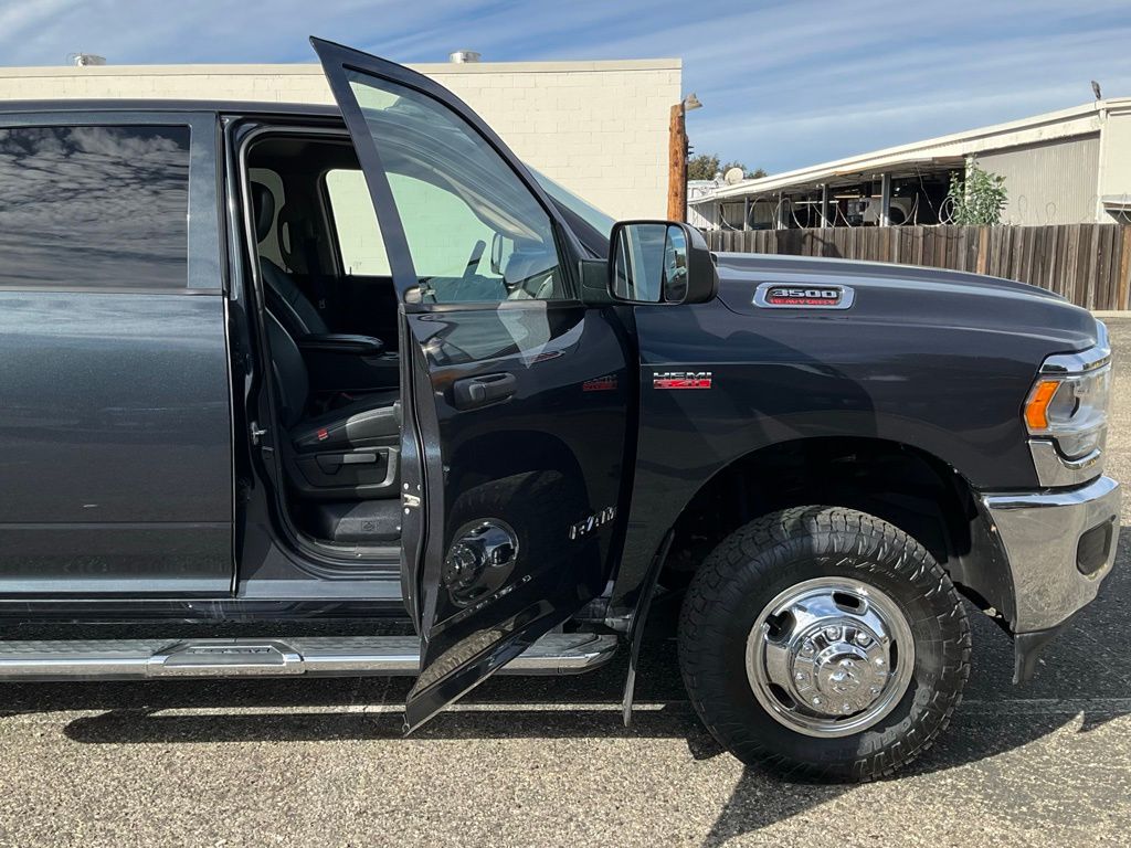 2019 RAM Ram 3500 Pickup Tradesman - Photo 43