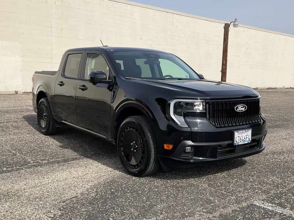 2025 Ford Maverick Lobo High photo 3