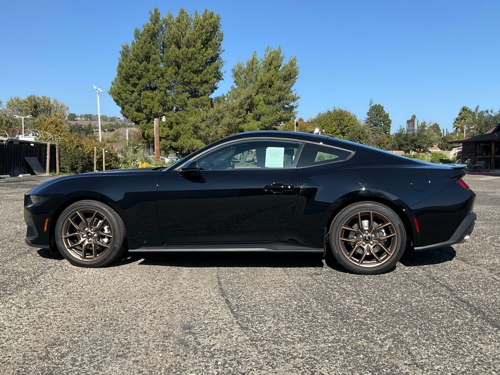 2026 Ford Mustang EcoBoost photo 3