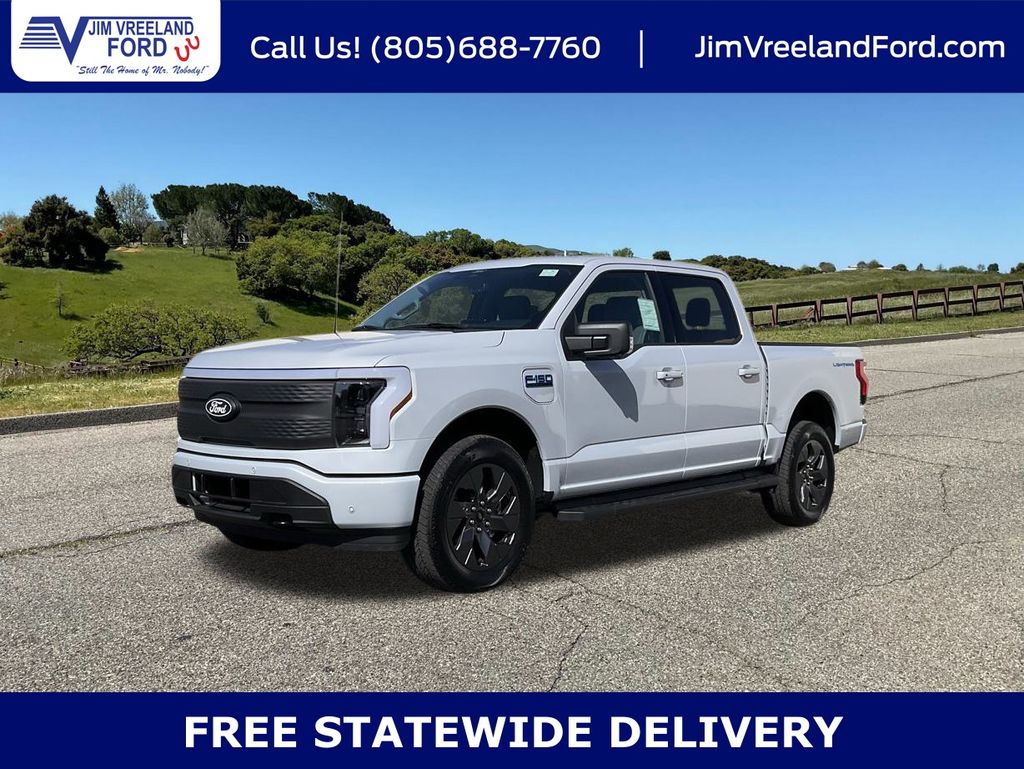 2025 Ford F-150 Lightning Flash's photo